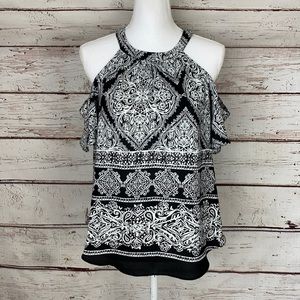 iZ Byer Cold Shoulder Top Small